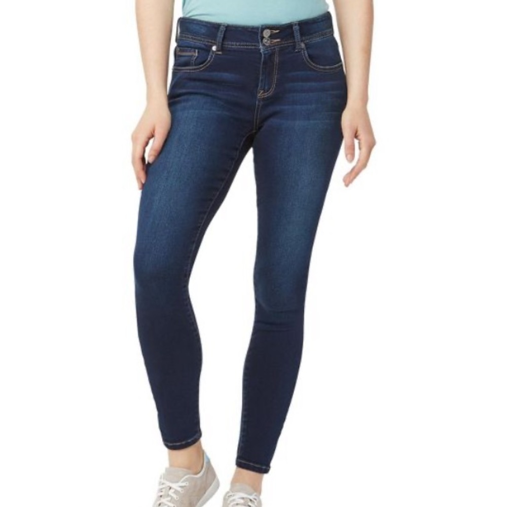 Wallflower (target) Instasoft Ultra Fit Skinny Jeans
